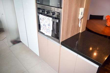 Apartamento à venda com 80m², 3 quartos e 1 vagaCozinha