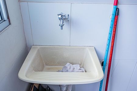 Apartamento para alugar com 50m², 2 quartos e 1 vaga Apartamento para alugar com 50m², 2 quartos e 1 vagaCozinha e Área de Serviço