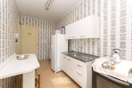 Cozinha  de apartamento para alugar com 2 quartos, 86m² em Navegantes, Porto Alegre