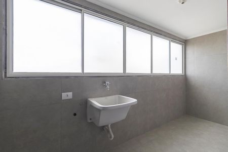 Apartamento à venda com 131m², 3 quartos e 1 vagaÁrea de serviço