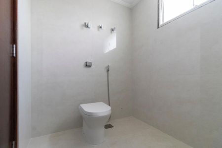 Apartamento à venda com 131m², 3 quartos e 1 vagaBanheiro da suíte