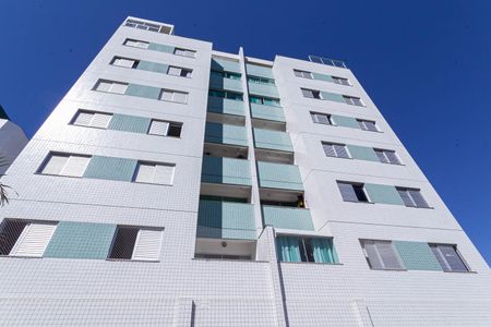 Apartamento à venda com 194m², 2 quartos e 2 vagasFachada
