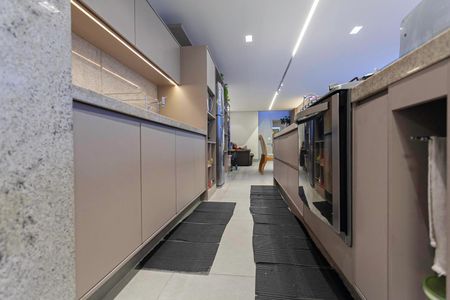 Apartamento à venda com 194m², 2 quartos e 2 vagasÁrea privativa