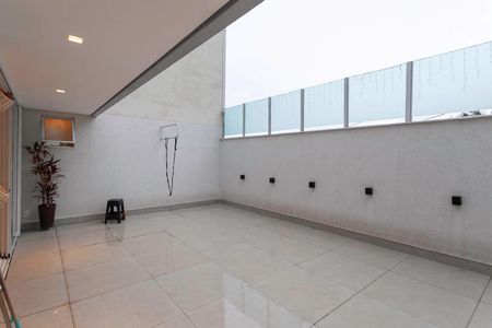 Apartamento à venda com 194m², 2 quartos e 2 vagasÁrea privativa