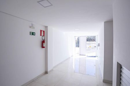 Apartamento à venda com 194m², 2 quartos e 2 vagasHall social