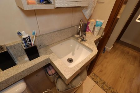 Apartamento à venda com 144m², 4 quartos e 2 vagasBanheiro Social - Pia