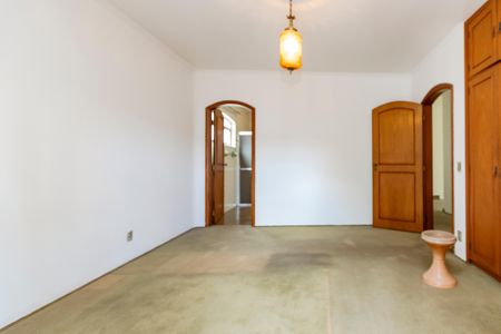 Casa para alugar com 475m², 4 quartos e 7 vagasSuíte 4