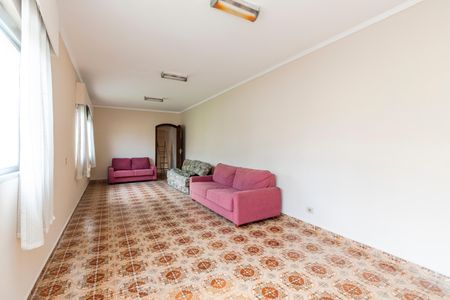 Casa para alugar com 475m², 4 quartos e 7 vagasSalão