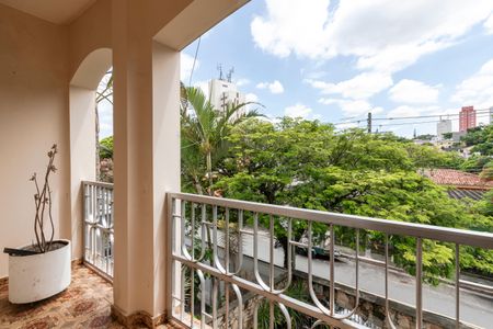 Casa para alugar com 475m², 4 quartos e 7 vagasVaranda da Suíte 3