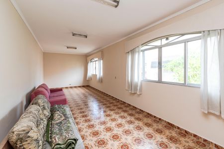 Casa para alugar com 475m², 4 quartos e 7 vagasSalão