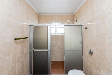 Casa para alugar com 475m², 4 quartos e 7 vagasBanheiro da Suíte 2