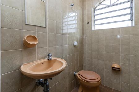 Casa para alugar com 475m², 4 quartos e 7 vagasBanheiro do Salão