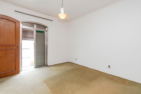 Casa para alugar com 475m², 4 quartos e 7 vagasSuíte 2