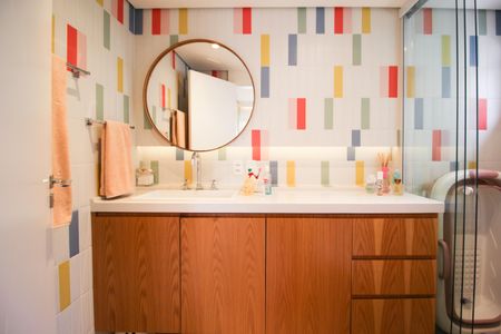 Apartamento à venda com 110m², 2 quartos e 2 vagasBanheiro da Suíte 2