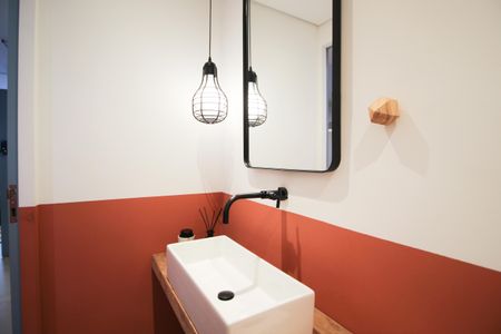 Apartamento à venda com 110m², 2 quartos e 2 vagasLavabo