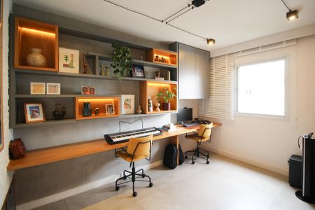 Apartamento à venda com 110m², 2 quartos e 2 vagasQuarto 