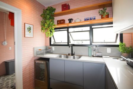 Apartamento à venda com 110m², 2 quartos e 2 vagasCozinha