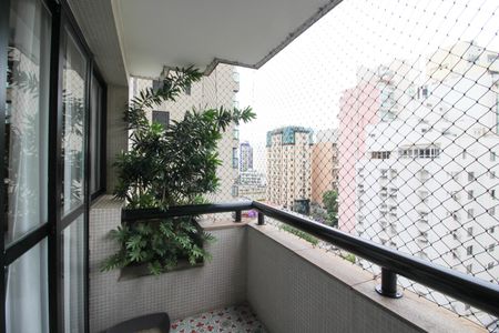 Varanda  de apartamento à venda com 2 quartos, 110m² em Vila Uberabinha, São Paulo