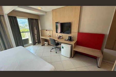 Apartamento à venda com 1 quarto, 32m² em Recreio dos Bandeirantes, Rio de Janeiro