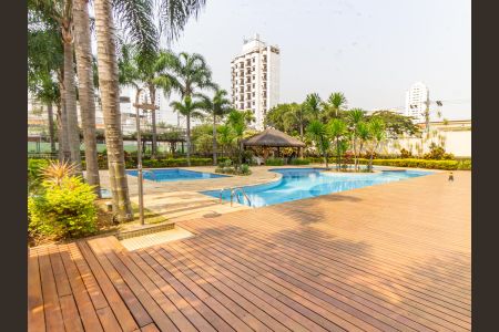 Apartamento à venda com 126m², 2 quartos e 2 vagasÁrea comum - Piscina