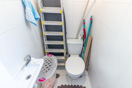 Apartamento à venda com 126m², 2 quartos e 2 vagasBanheiro de serviço