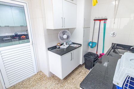 Apartamento à venda com 126m², 2 quartos e 2 vagasÁrea de Serviço