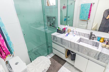 Apartamento à venda com 126m², 2 quartos e 2 vagasBanheiro da Suíte 1