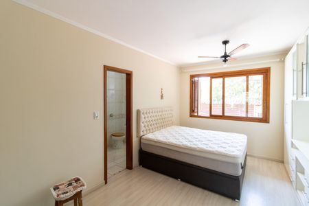 Casa à venda com 190m², 3 quartos e 2 vagasSuíte