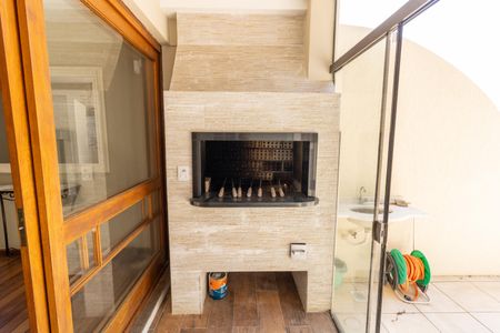 Casa à venda com 190m², 3 quartos e 2 vagasChurrasqueira