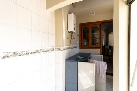 Casa à venda com 190m², 3 quartos e 2 vagasÁrea de Serviço