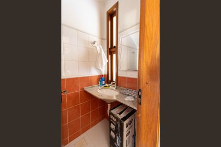 Casa à venda com 190m², 3 quartos e 2 vagasLavabo