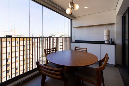 Varanda de kitnet/studio para alugar com 1 quarto, 40m² em Perdizes, São Paulo