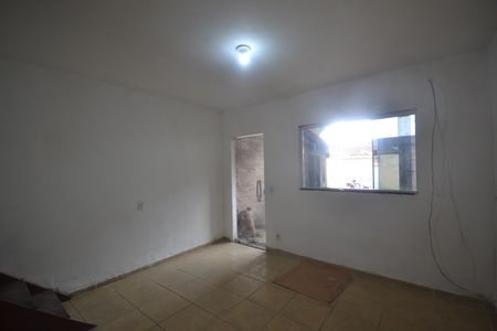 Sala de casa para alugar com 2 quartos, 95m² em Itaipu, Belford Roxo