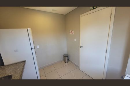 Apartamento para alugar com 32m², 2 quartos e sem vaga Apartamento para alugar com 32m², 2 quartos e sem vagaÁrea comum - Salão de festas