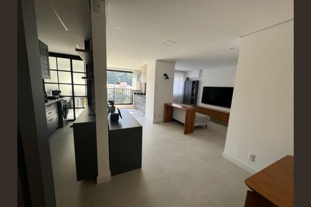 Foto 04 de apartamento à venda com 2 quartos, 76m² em Vila Andrade, São Paulo