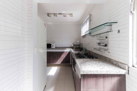 Apartamento para alugar com 54m², 2 quartos e 1 vaga Apartamento para alugar com 54m², 2 quartos e 1 vagaCozinha e Área de Serviço