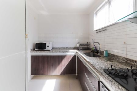 Apartamento para alugar com 54m², 2 quartos e 1 vaga Apartamento para alugar com 54m², 2 quartos e 1 vagaCozinha e Área de Serviço