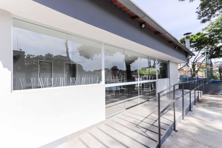 Apartamento para alugar com 54m², 2 quartos e 1 vaga Apartamento para alugar com 54m², 2 quartos e 1 vagaÁrea comum - Salão de festas