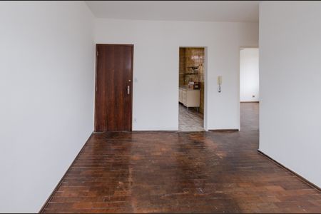 Sala de apartamento para alugar com 2 quartos, 60m² em Alto Caiçaras, Belo Horizonte