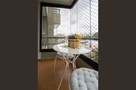 Sacada de apartamento à venda com 3 quartos, 62m² em Vila Progredior, São Paulo