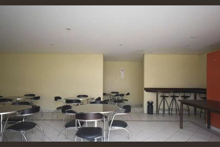 Apartamento à venda com 62m², 3 quartos e 1 vagaÁrea comum - Salão de festas