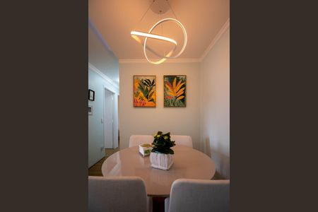 Sala de apartamento à venda com 3 quartos, 62m² em Vila Progredior, São Paulo