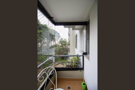 Sacada de apartamento à venda com 3 quartos, 62m² em Vila Progredior, São Paulo