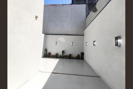 Casa à venda com 200m², 3 quartos e 4 vagas