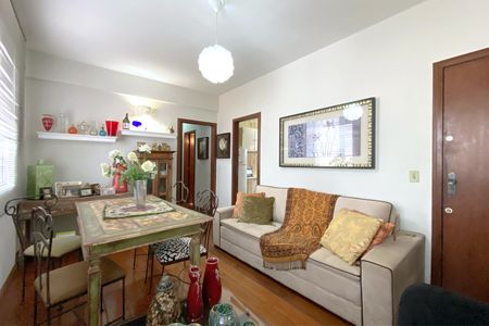 Sala de apartamento à venda com 3 quartos, 90m² em Sion, Belo Horizonte
