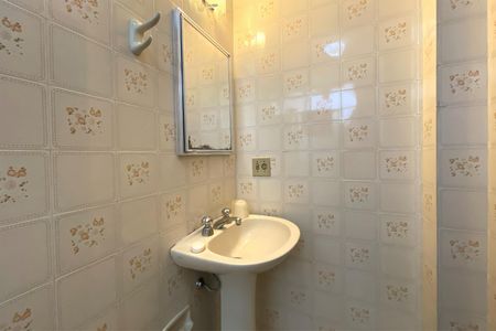 Apartamento à venda com 90m², 3 quartos e 1 vaga Apartamento à venda com 90m², 3 quartos e 1 vagaBanheiro da Suíte 1