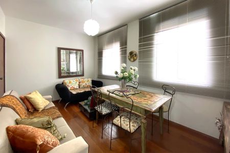 Apartamento à venda com 90m², 3 quartos e 1 vaga Apartamento à venda com 90m², 3 quartos e 1 vagaSala