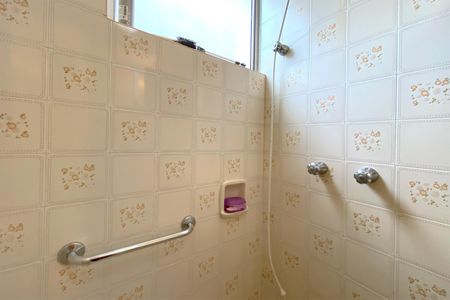 Apartamento à venda com 90m², 3 quartos e 1 vaga Apartamento à venda com 90m², 3 quartos e 1 vagaBanheiro da Suíte 1