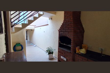 Casa à venda com 126m², 3 quartos e 1 vagaÁrea gourmet 