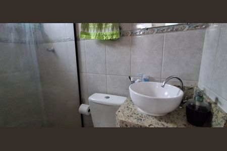 Casa à venda com 126m², 3 quartos e 1 vagaBanheiro Suíte 2